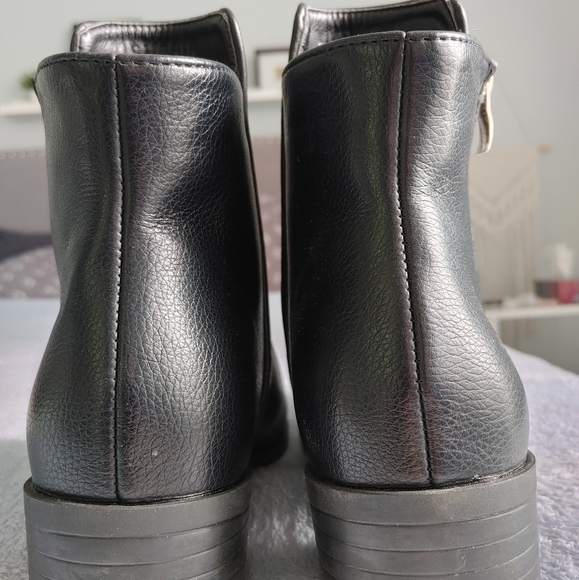 *SOLD* SHEIN Ankle boots - Picture 3 of 5